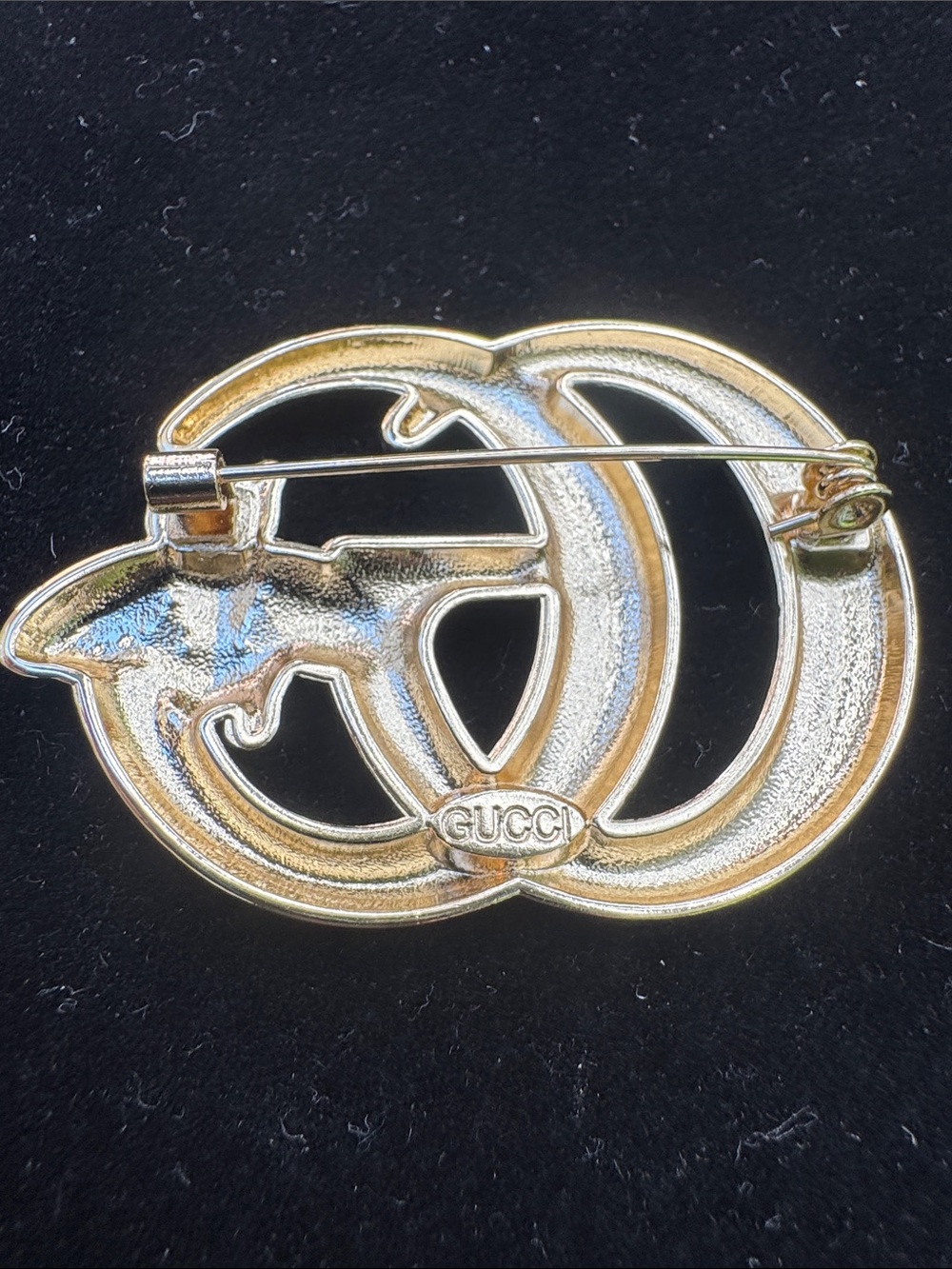 Brooch - - Picture 4 of 4